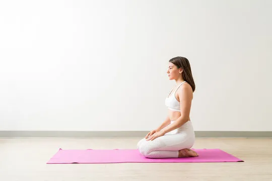 Vajarasana (Thunderbelt pose)